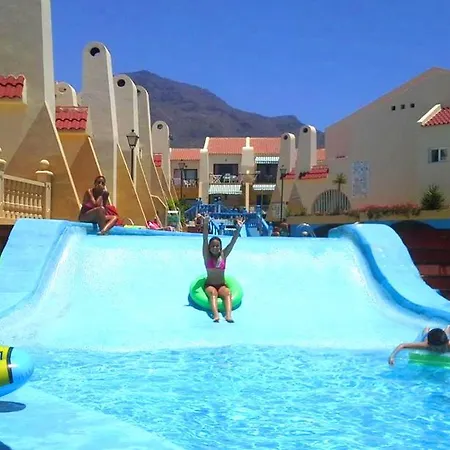 شقة Comfortable Next To The Pools